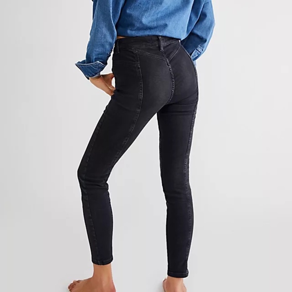 NWT Free People Riley Seamed Black Skinny Jeans 29
